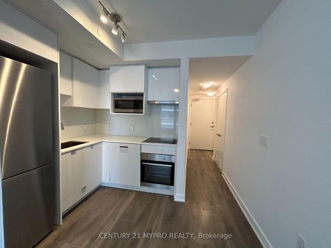 Photo 2 at 2714 - 195 Redpath Avenue, Mount Pleasant East, Toronto