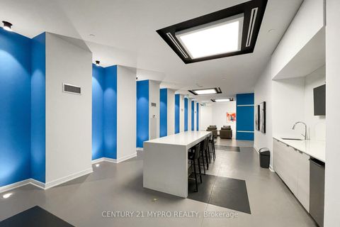 Photo 13 at 2714 - 195 Redpath Avenue, Mount Pleasant East, Toronto