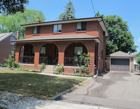 Photo 43 at 4 Rosalie Avenue, CFB, Toronto