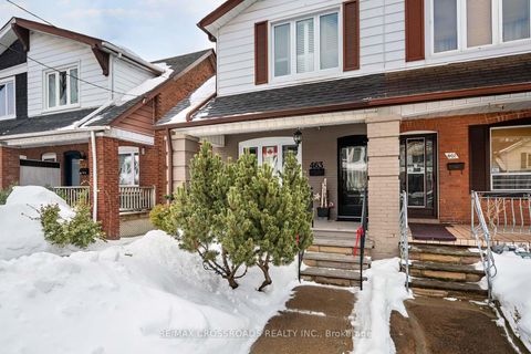 Photo 2 at 463 Milverton Boulevard, Danforth, Toronto