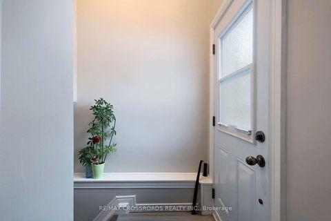 Photo 35 at 463 Milverton Boulevard, Danforth, Toronto