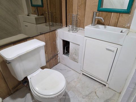 Photo 11 at 34 Downsview Avenue, CFB, Toronto