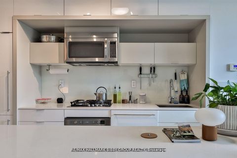 Photo 11 at 309 - 130 Rusholme Road, Dufferin Grove, Toronto