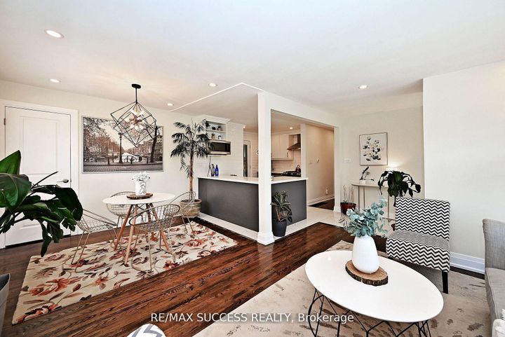 Photo 8 at 492 Sherin Drive, WO West, Oakville