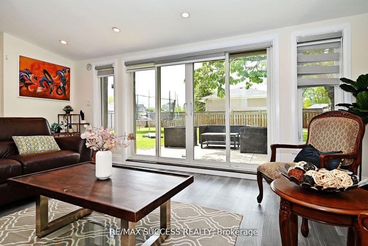 Photo 20 at 492 Sherin Drive, WO West, Oakville