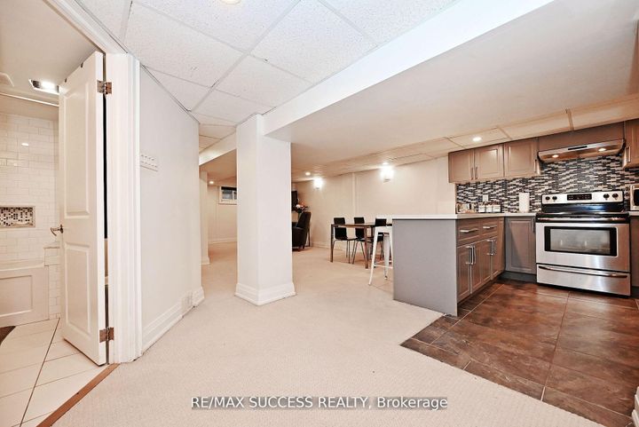 Photo 22 at 492 Sherin Drive, WO West, Oakville