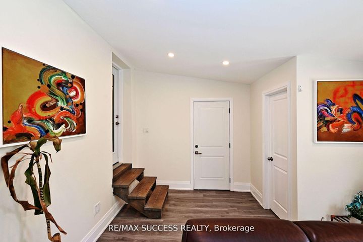 Photo 30 at 492 Sherin Drive, WO West, Oakville