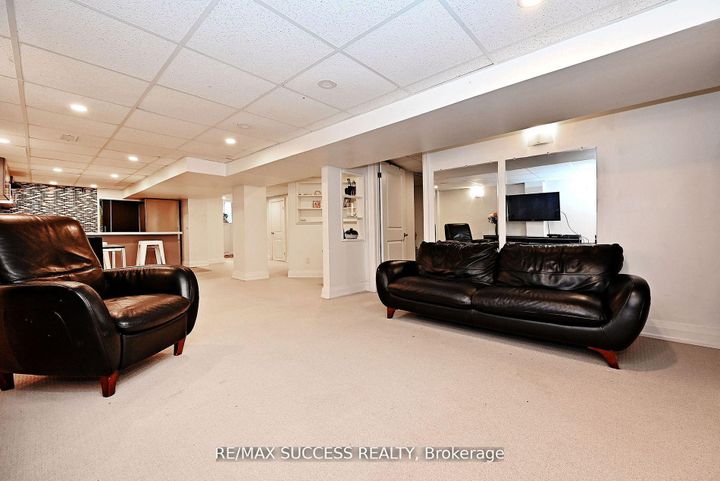 Photo 33 at 492 Sherin Drive, WO West, Oakville