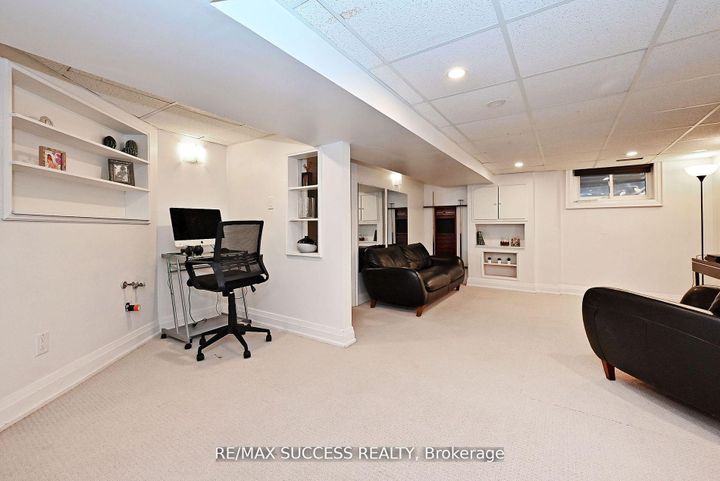 Photo 36 at 492 Sherin Drive, WO West, Oakville