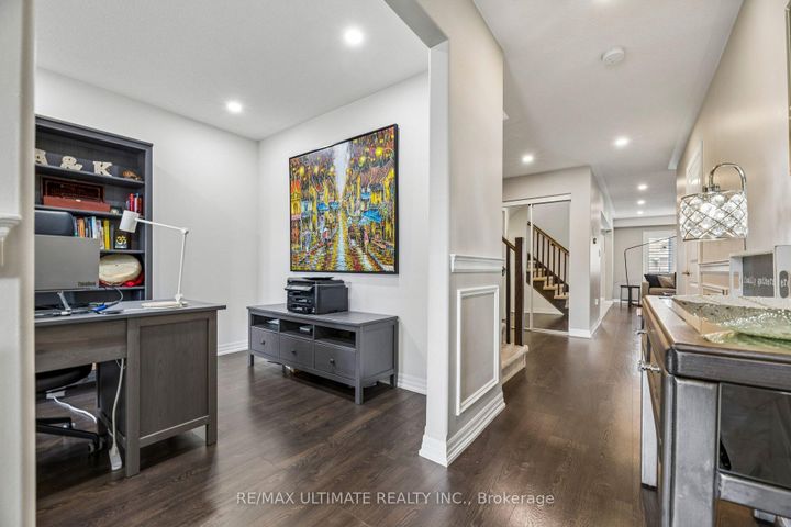 Photo 5 at 1825 Silverstone Crescent, Samac, Oshawa