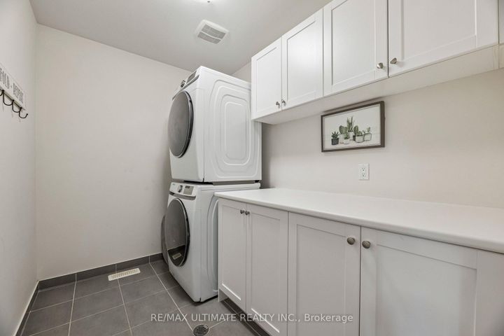 Photo 24 at 1825 Silverstone Crescent, Samac, Oshawa