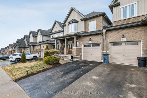 Photo 2 at 1825 Silverstone Crescent, Samac, Oshawa