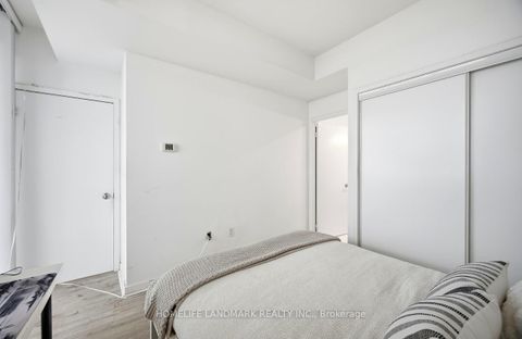 Photo 16 at 4009 - 25 Capreol Court, Waterfront Communities C1, Toronto