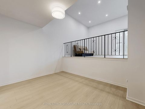 Photo 6 at 4 - 374 Driftwood Avenue, Black Creek, Toronto