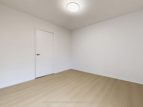 Photo 19 at 4 - 374 Driftwood Avenue, Black Creek, Toronto