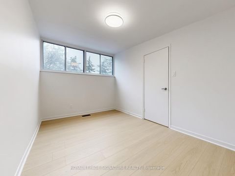 Photo 27 at 4 - 374 Driftwood Avenue, Black Creek, Toronto