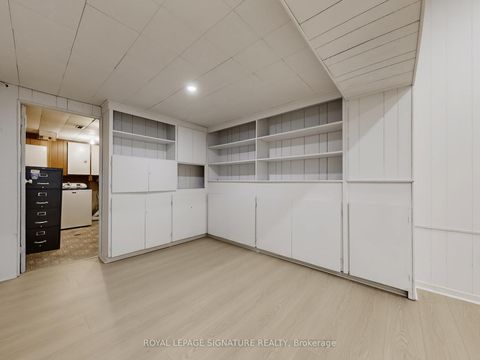 Photo 34 at 4 - 374 Driftwood Avenue, Black Creek, Toronto