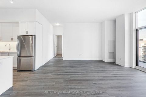 Photo 13 at 1704 - 10 Gatineau Drive, Beverley Glen, Vaughan