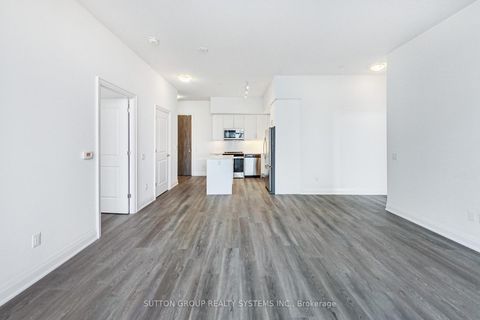 Photo 14 at 1704 - 10 Gatineau Drive, Beverley Glen, Vaughan