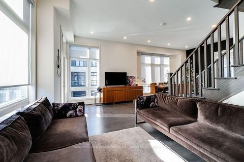 Photo 11 at 41 Brunet Drive, Vellore Village, Vaughan