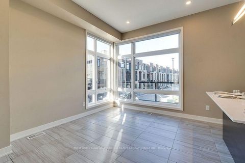 Photo 24 at 41 Brunet Drive, Vellore Village, Vaughan