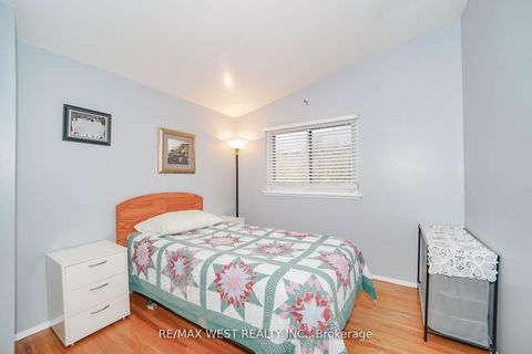 Photo 8 at 7 Bimini Crescent, Black Creek, Toronto