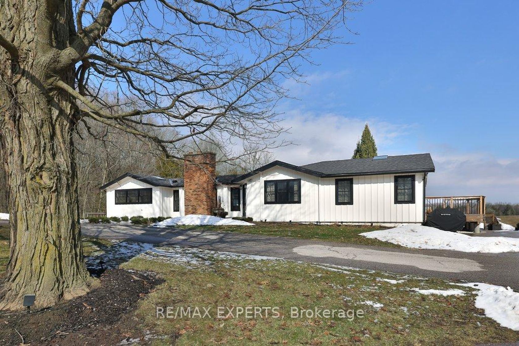 5502 16th Side Road, Schomberg, King by Loree Meneguzzi Real Estate 5502 16th Side Road, Schomberg, King