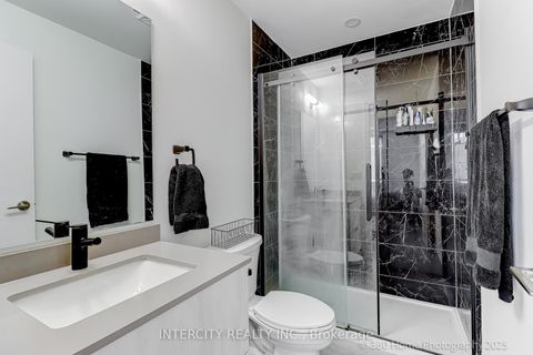 Photo 11 at 1505 - 11 David Eyer Road, Rural Richmond Hill, Richmond Hill