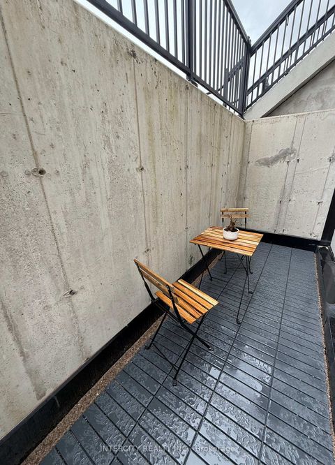 Photo 21 at 1505 - 11 David Eyer Road, Rural Richmond Hill, Richmond Hill