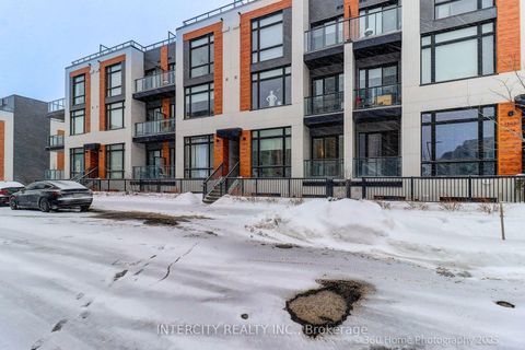 Photo 24 at 1505 - 11 David Eyer Road, Rural Richmond Hill, Richmond Hill