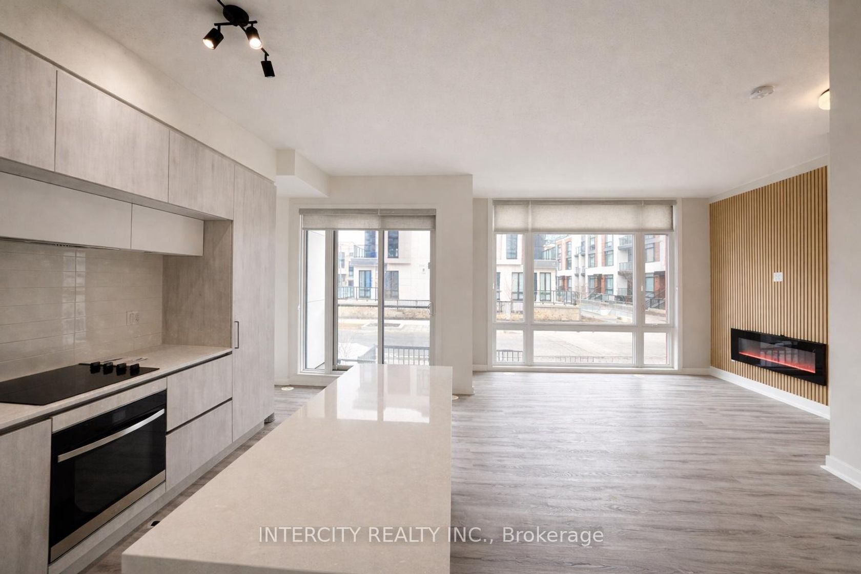 1505 - 11 David Eyer Road, Rural Richmond Hill, Richmond Hill 