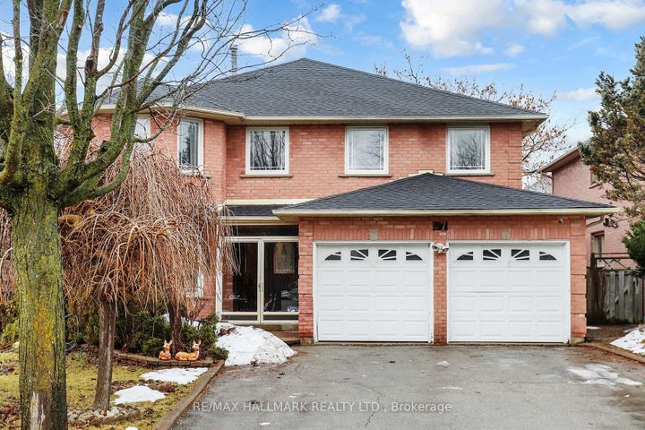 Photo 1 at 97 Stave Crescent, Westbrook, Richmond Hill