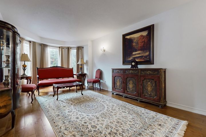 Photo 5 at 97 Stave Crescent, Westbrook, Richmond Hill