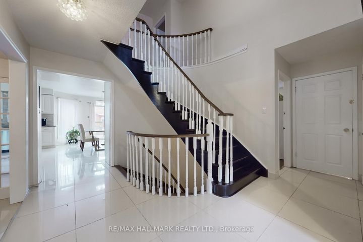 Photo 20 at 97 Stave Crescent, Westbrook, Richmond Hill