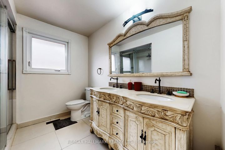 Photo 29 at 97 Stave Crescent, Westbrook, Richmond Hill