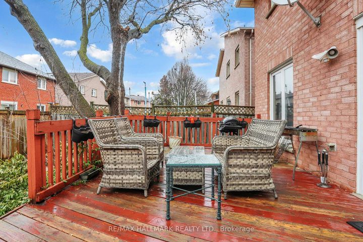 Photo 32 at 97 Stave Crescent, Westbrook, Richmond Hill