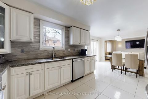 Photo 16 at 97 Stave Crescent, Westbrook, Richmond Hill