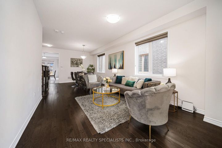 Photo 5 at 43 Clockwork Drive, Northwest Brampton, Brampton