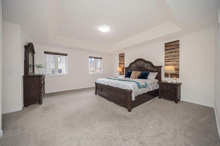 Photo 23 at 43 Clockwork Drive, Northwest Brampton, Brampton