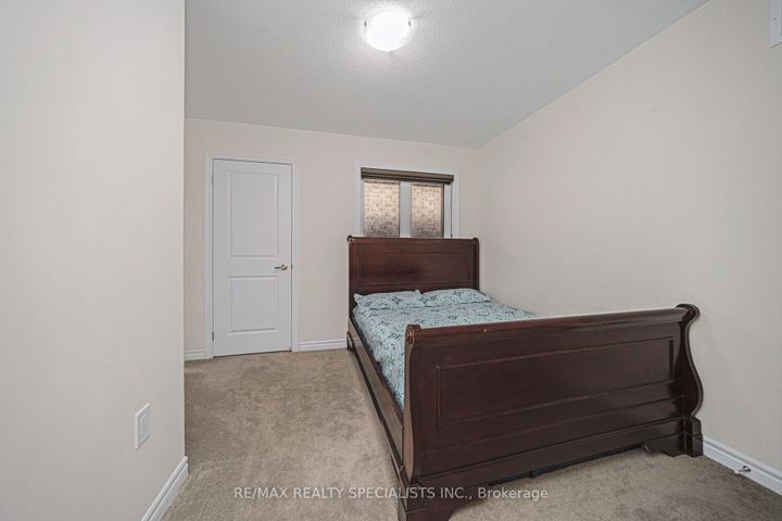 Photo 28 at 43 Clockwork Drive, Northwest Brampton, Brampton