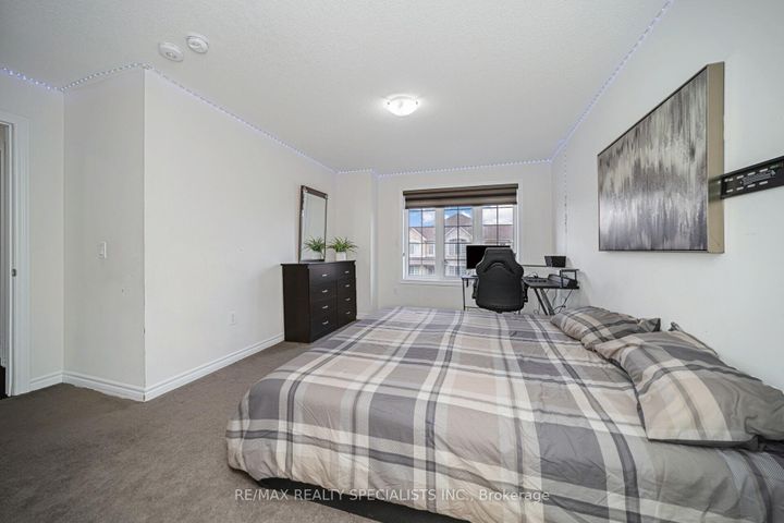 Photo 31 at 43 Clockwork Drive, Northwest Brampton, Brampton