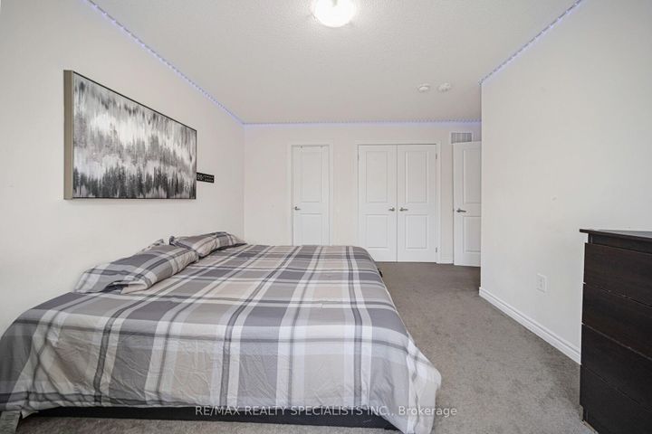 Photo 32 at 43 Clockwork Drive, Northwest Brampton, Brampton