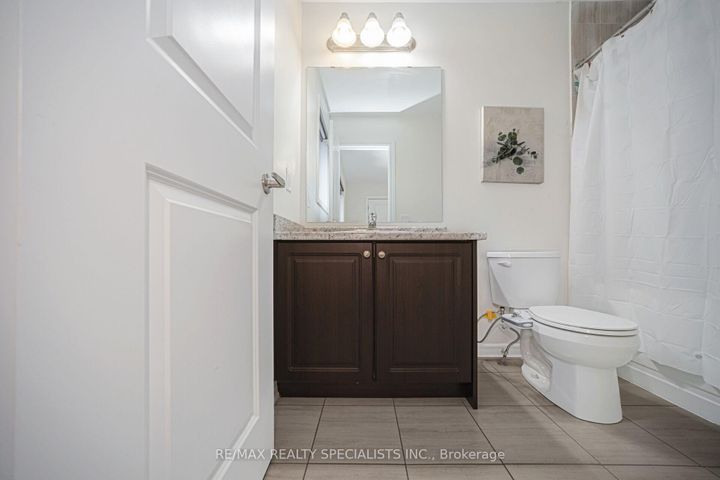 Photo 35 at 43 Clockwork Drive, Northwest Brampton, Brampton