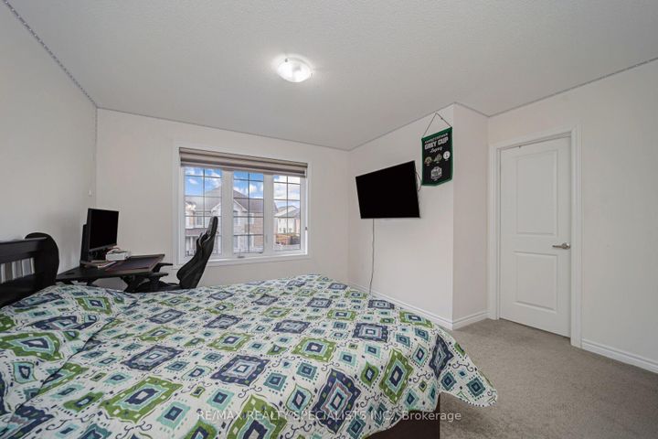 Photo 37 at 43 Clockwork Drive, Northwest Brampton, Brampton