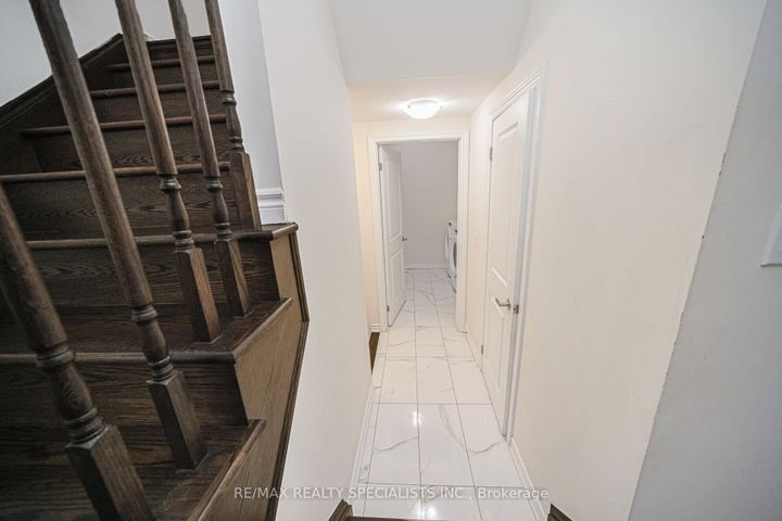 Photo 39 at 43 Clockwork Drive, Northwest Brampton, Brampton