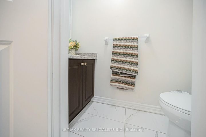 Photo 40 at 43 Clockwork Drive, Northwest Brampton, Brampton