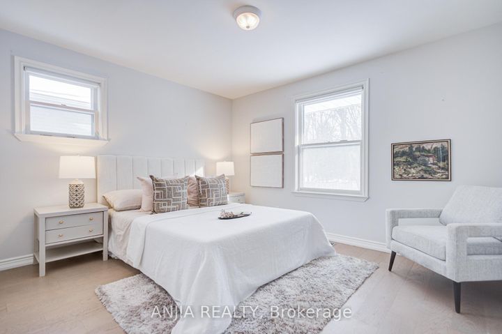 Photo 29 at 11 Drakefield Road, Bullock, Markham