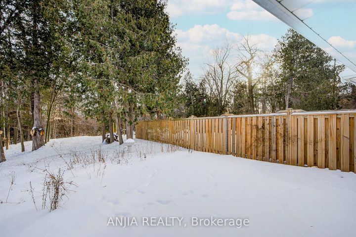 Photo 40 at 11 Drakefield Road, Bullock, Markham