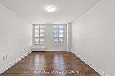 Photo 22 at 702 - 130 Neptune Drive, Lawrence, Toronto