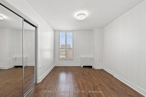 Photo 31 at 702 - 130 Neptune Drive, Lawrence, Toronto